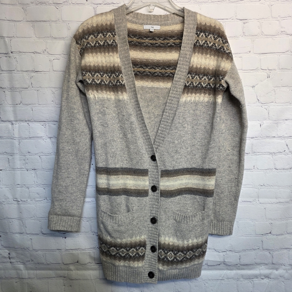 Gap/ Gray Patterned Lambs Wool Cardigan Sweater - image 1